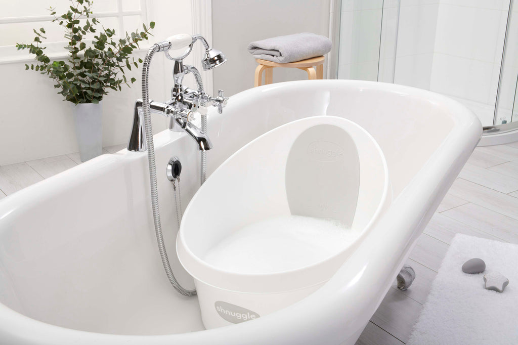 Shnuggle Toddler Bath — White with Grey Backrest