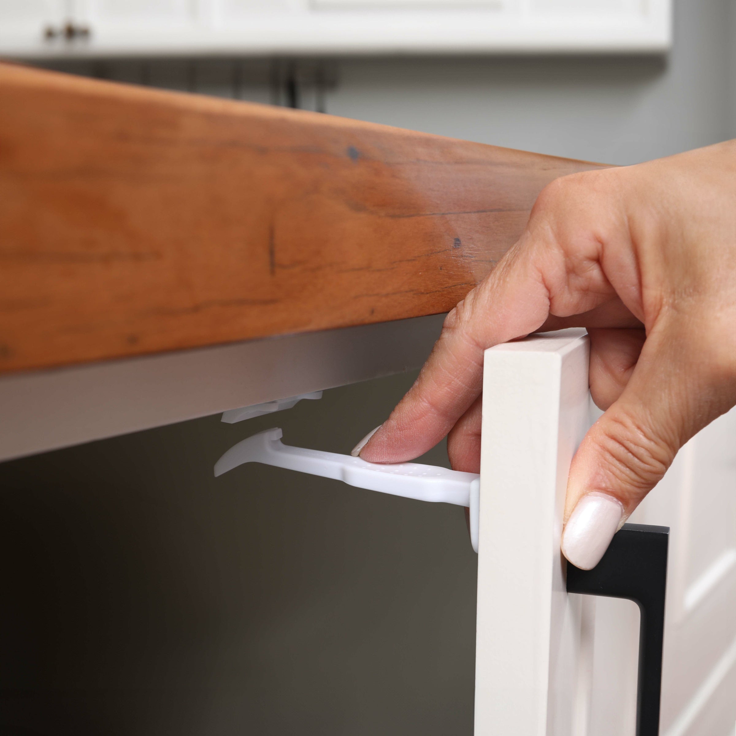 Dreambaby Secure Catches 4 Pack